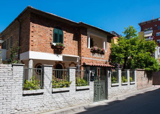 Estia